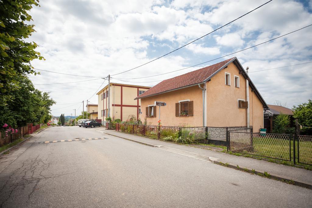 Apartment Tomasevic Slunj Luaran gambar